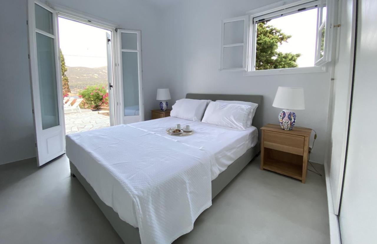 Icelle Sea View Swimming Pool Villa *